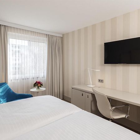 Nh Vienna Airport Conference Center Hotel Schwechat Bagian luar foto