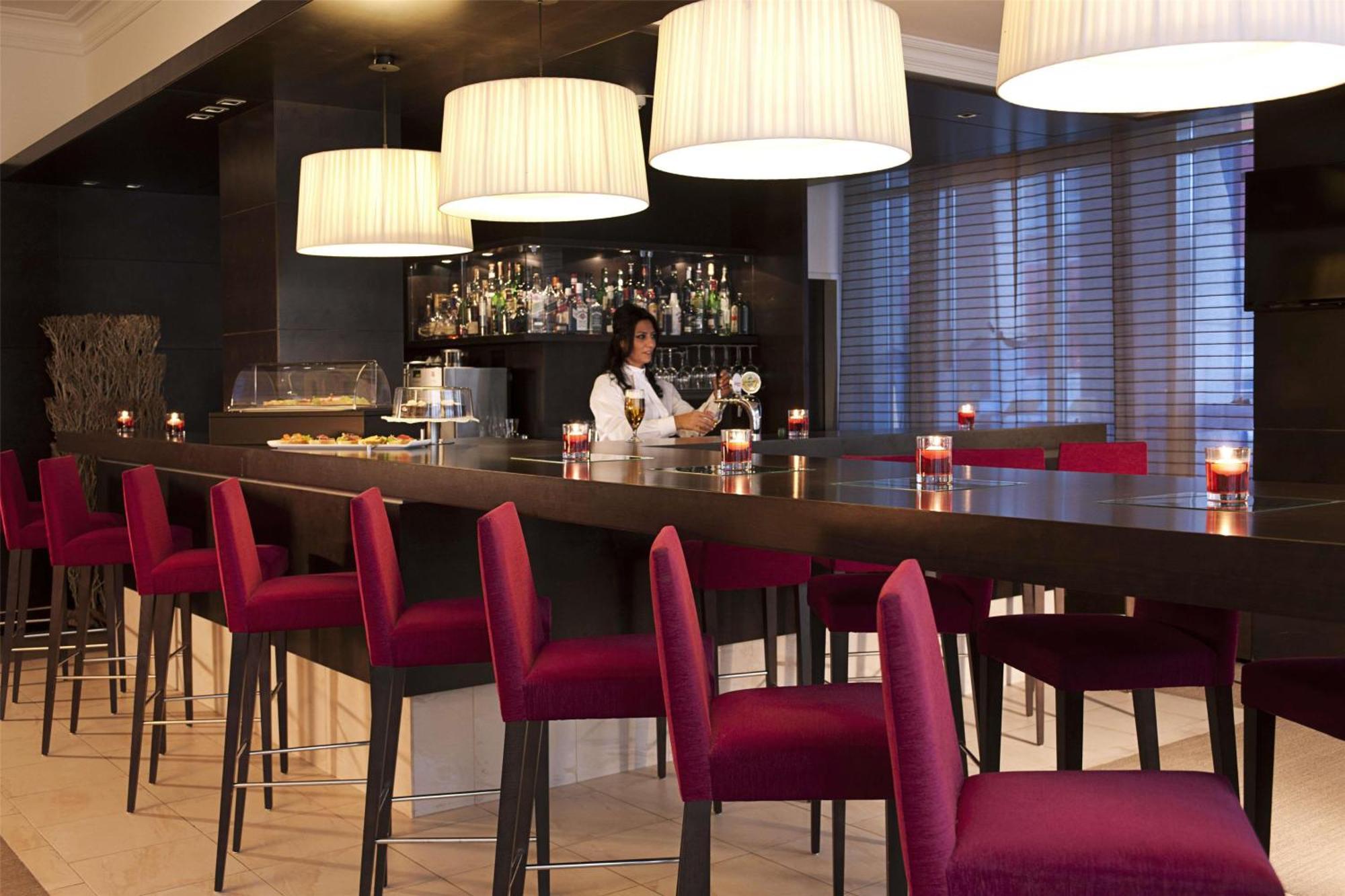 Nh Vienna Airport Conference Center Hotel Schwechat Bagian luar foto