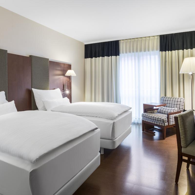 Nh Vienna Airport Conference Center Hotel Schwechat Bagian luar foto Room interior